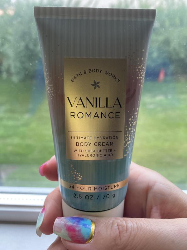 Bath &Body Works Vanilla Romance Body Cream