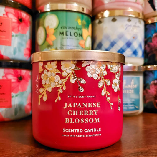 Bath & Body Works Japanese Cherry Blossom Scented Candle